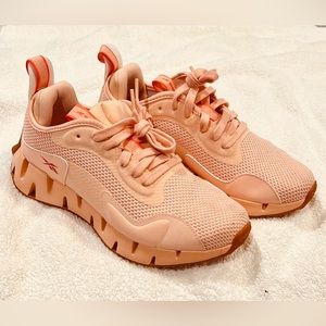 Womens’s Reebok Zig Dynamica Sneakers